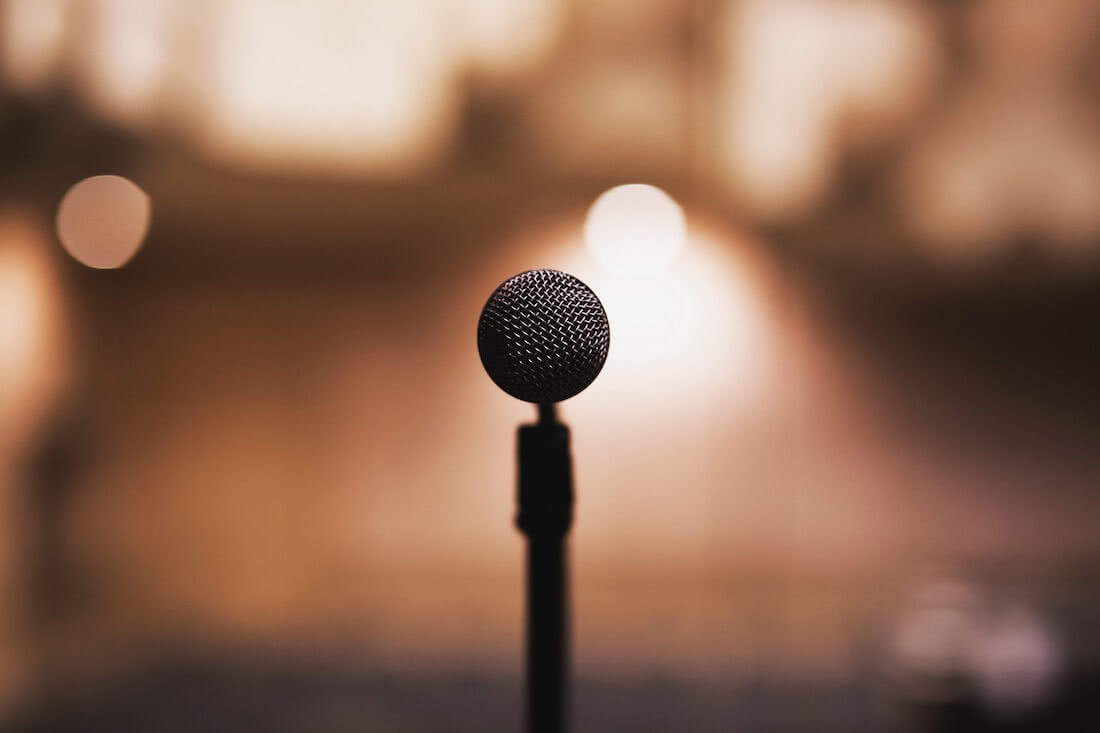 12 Best Strategies for First-Time Keynote Speakers - BusinessCollective